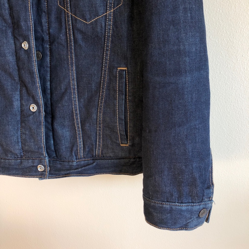 SOLD Men’s Levi’s Down Filled Denim Trucker Jean Jacket - Picture 3 of 7